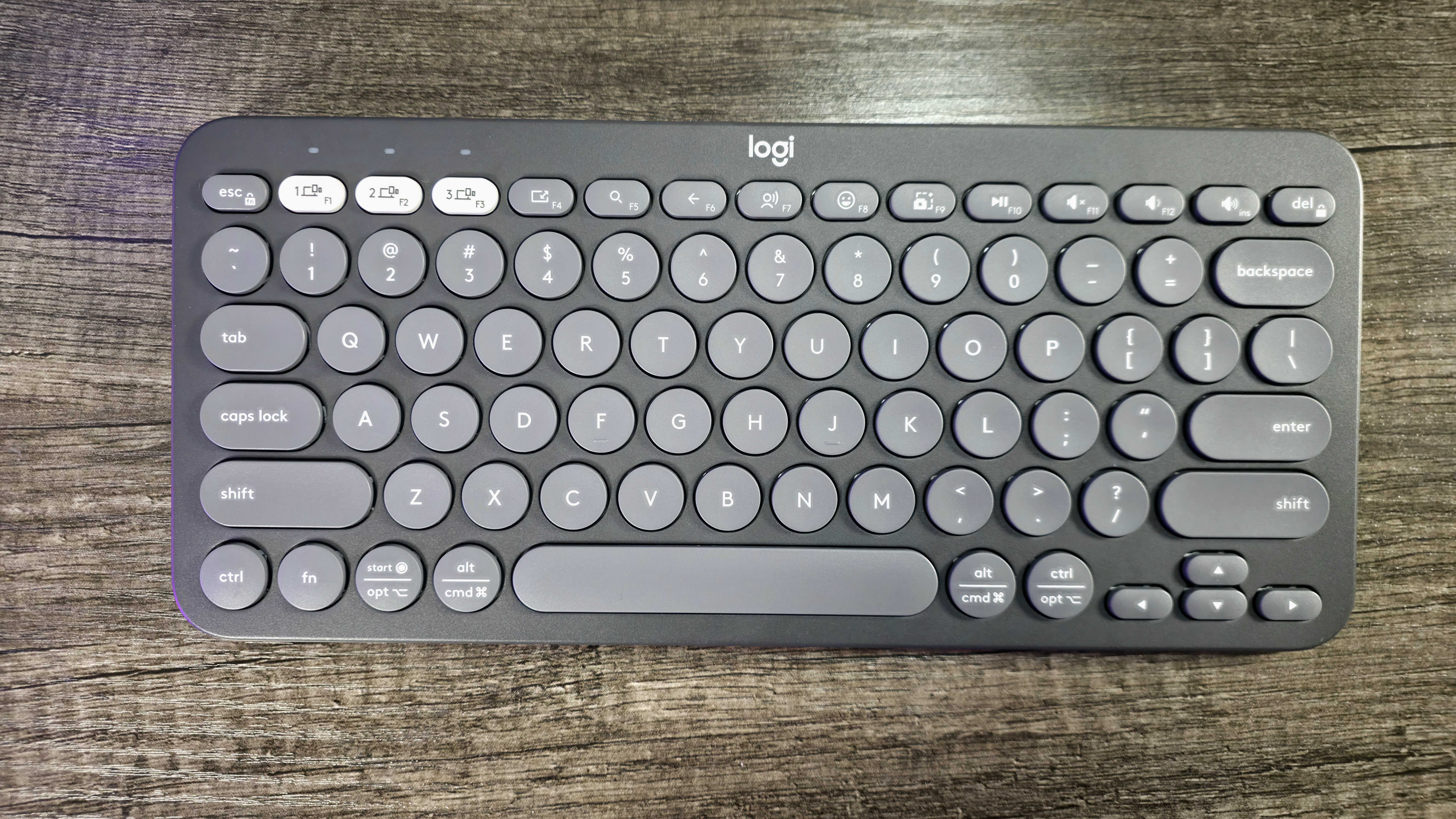 Image of the Logitech Pebble Keys 2 (K380s) wireless keyboard.