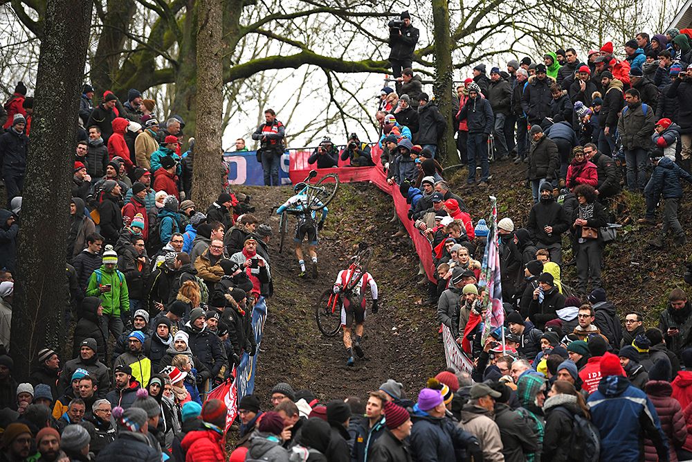Running up the climb in Namur