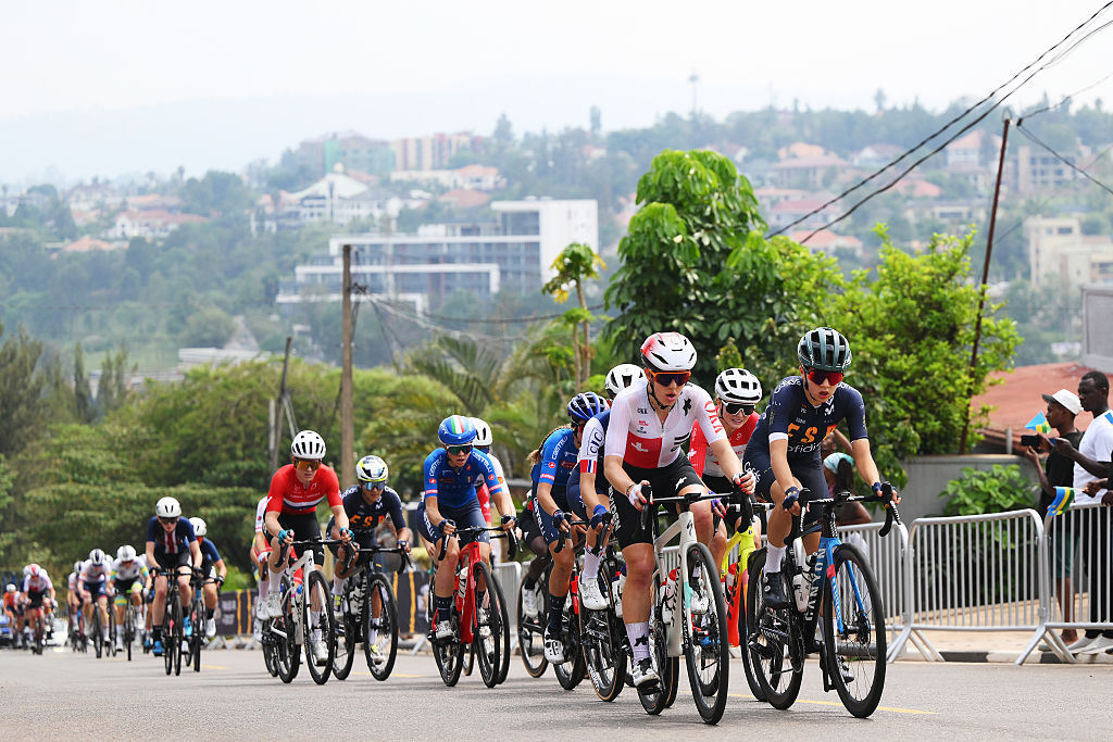 The bunch early on in the race