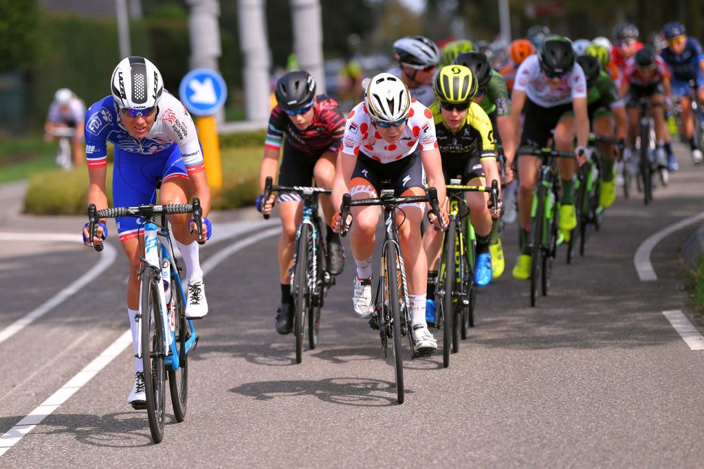 Moniek Tenniglo (Team Fdj Nouvelle Aquitaine Futuroscope), Anna Van Der Breggen (Team Boels Dolmans Cycling Team Polkadot mountain jersey), Amanda Spratt (Team Mitchelton - Scott)