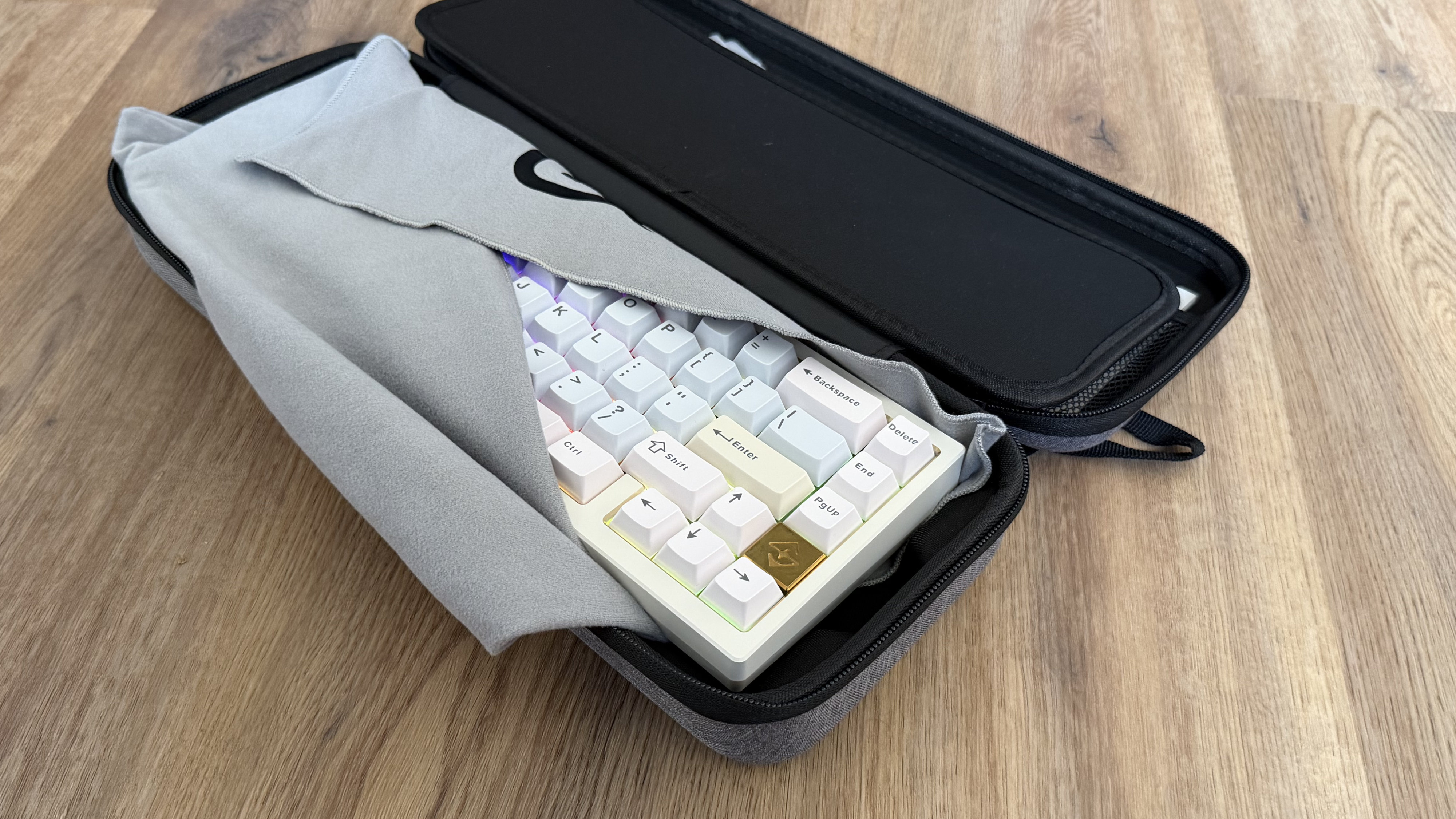 The Wobkey Zen 65 Ultra inside its included carry case.