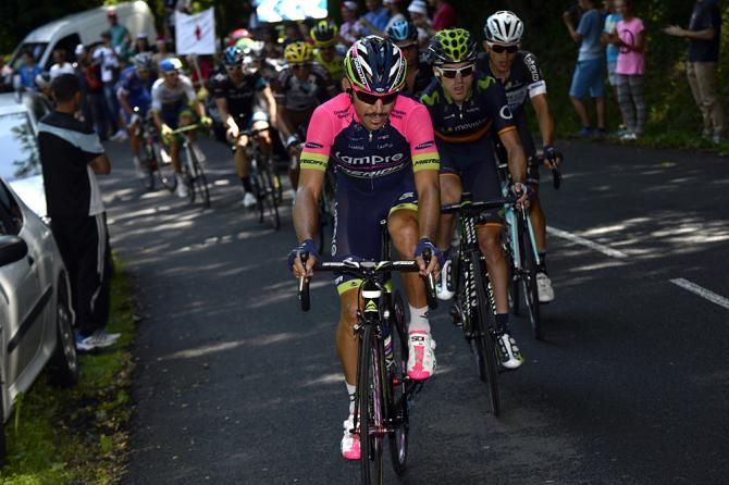 Jose Serpa (Lampre-Merida) leads the breakaway