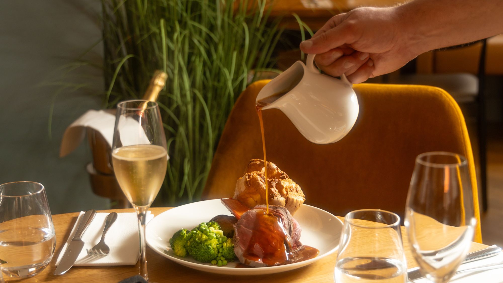Sunday roast at Number Eight