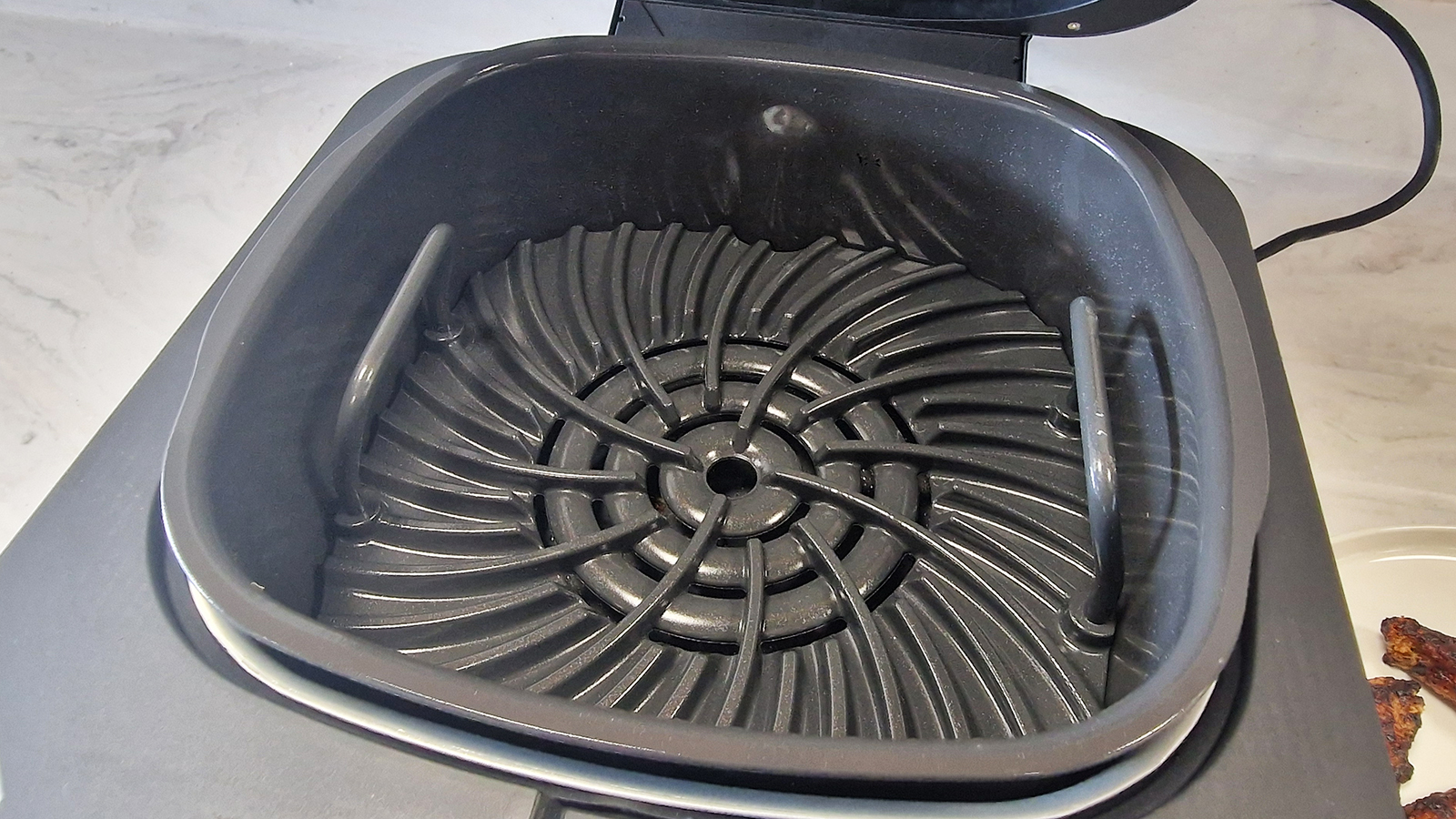 Ninja Foodi 6-in-1 Indoor Grill &amp;amp; 4-Quart Air Fryer