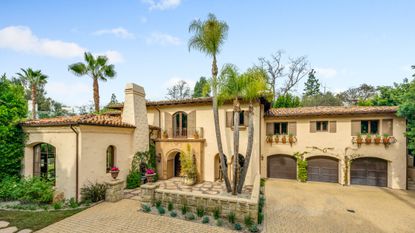 Exterior of Miley Cyrus&#039;s former home in Toluca Lake