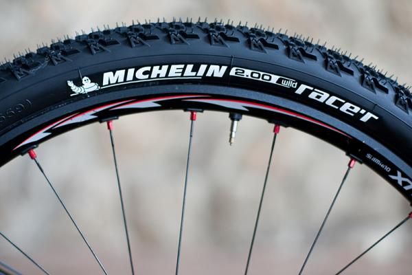 Craig continues to be personally sponsored by Michelin in contrast to the rest of his Rabobank-Giant teammates who will be on Vredestein.