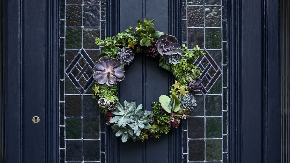 Comment faire une succulente couronne pour Noël 