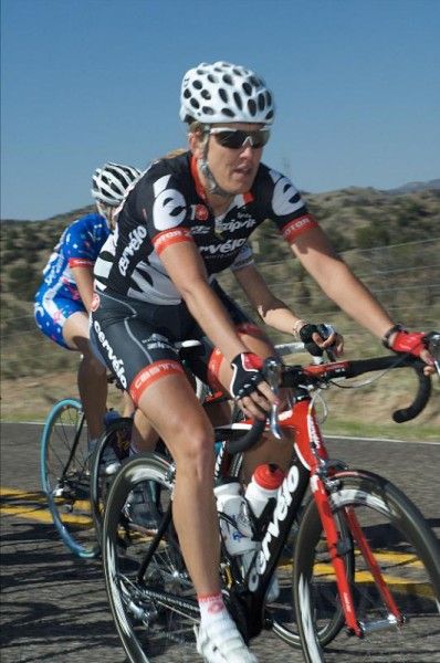 Kristin Armstrong (Cervelo Test Team) sat comfortably in the pack early in the race