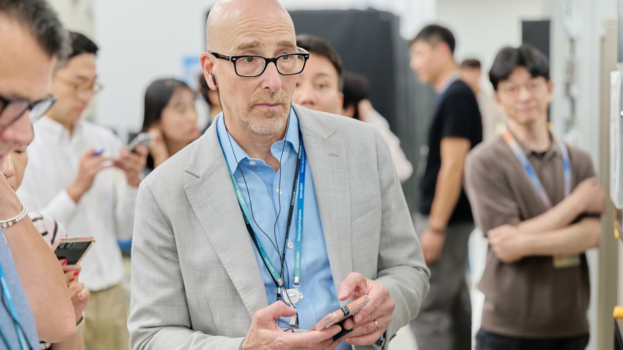 Samsung Display Factory Tour