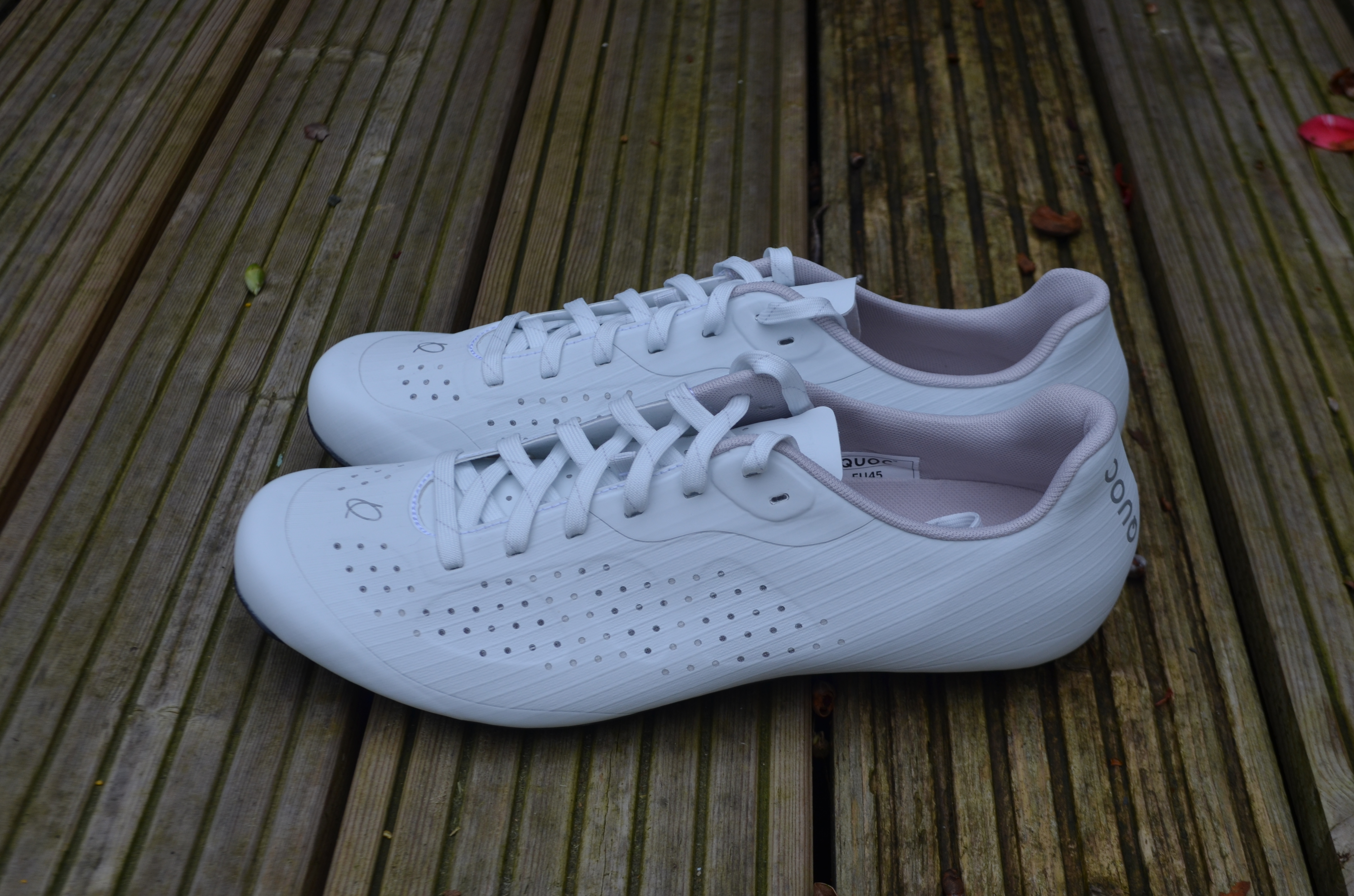 QUOC M Pro Lace