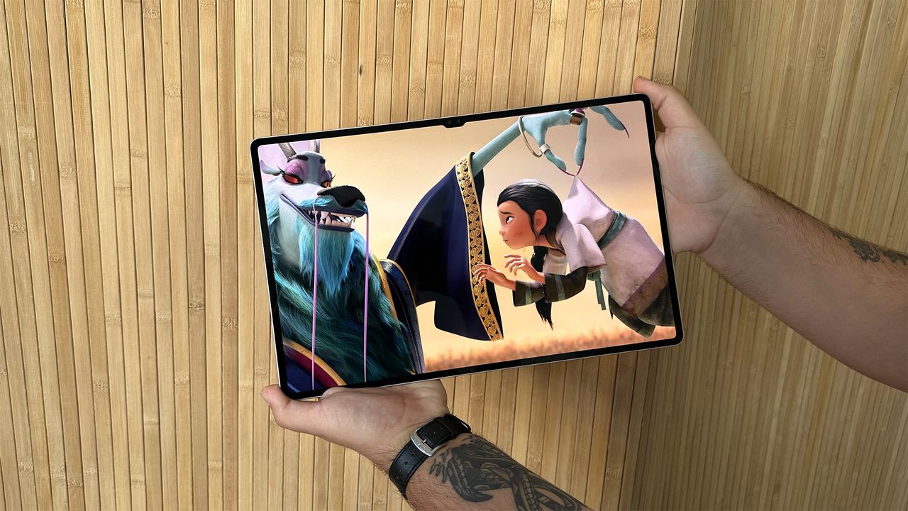 Tablet: Samsung Galaxy Tab S9 Ultra