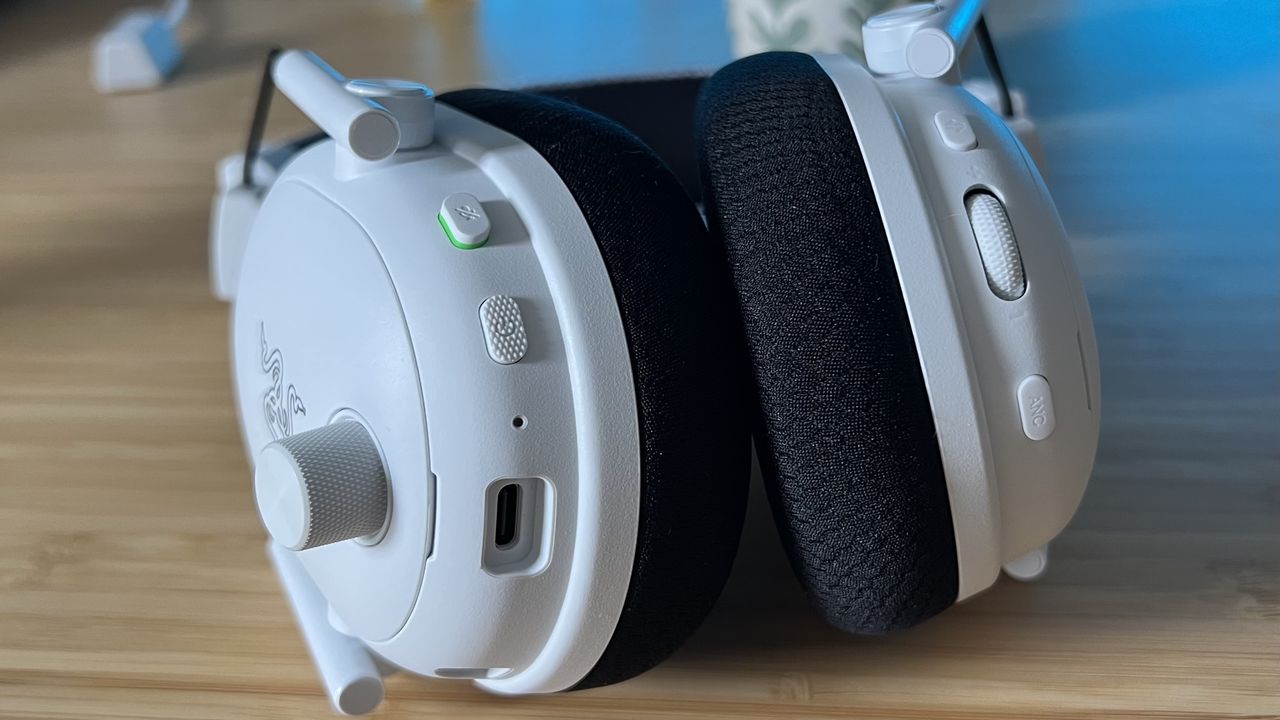 Close up on ports and controls on Razer BlackShark V3 Pro