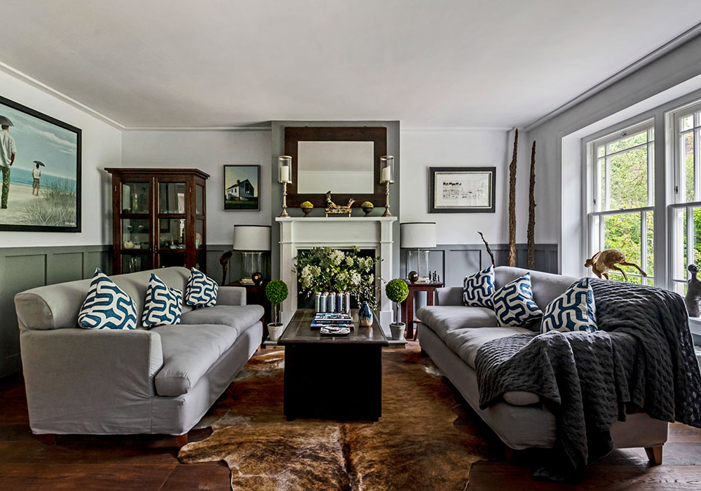 white wall with sofa