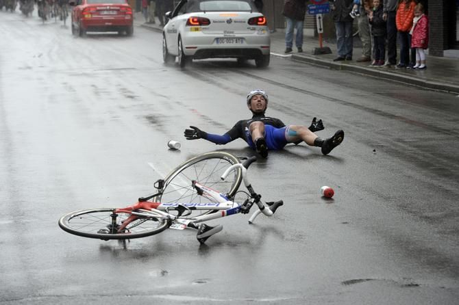 Jerome Pineau crashed on the pavement