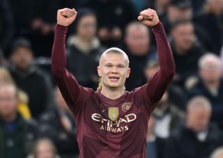 Erling Haaland celebrates after scoring Manchester City's winning goal in the Premier League match against Tottenham Hotspur at the Tottenham Hotspur Stadium in London on 26 February, 2025