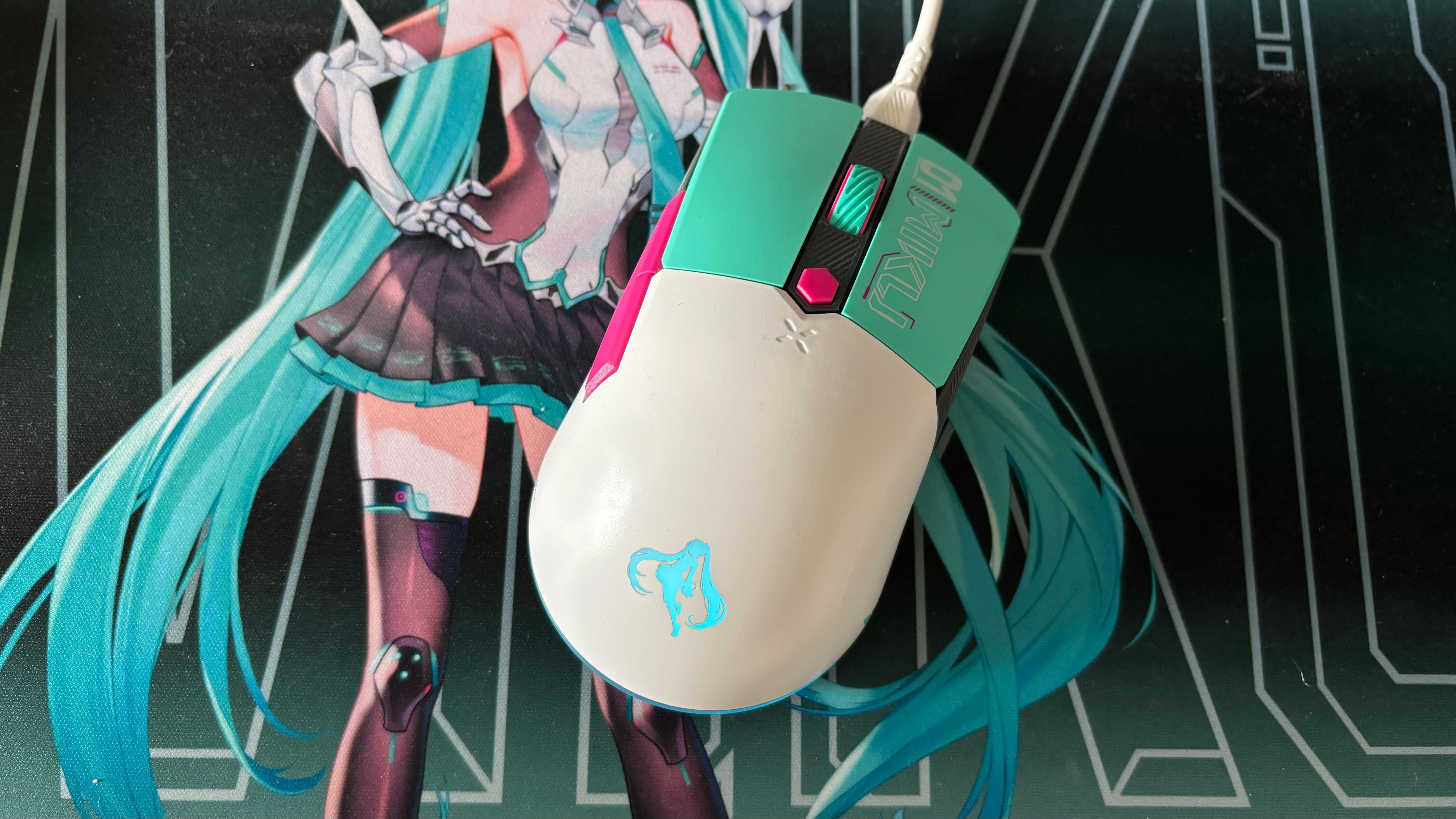 Miku x TUF Gaming Mouse on Mousemat wired