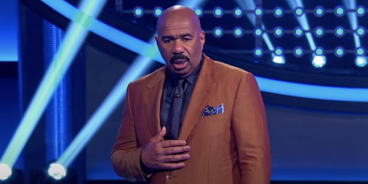 steve harvey family feud screenshot