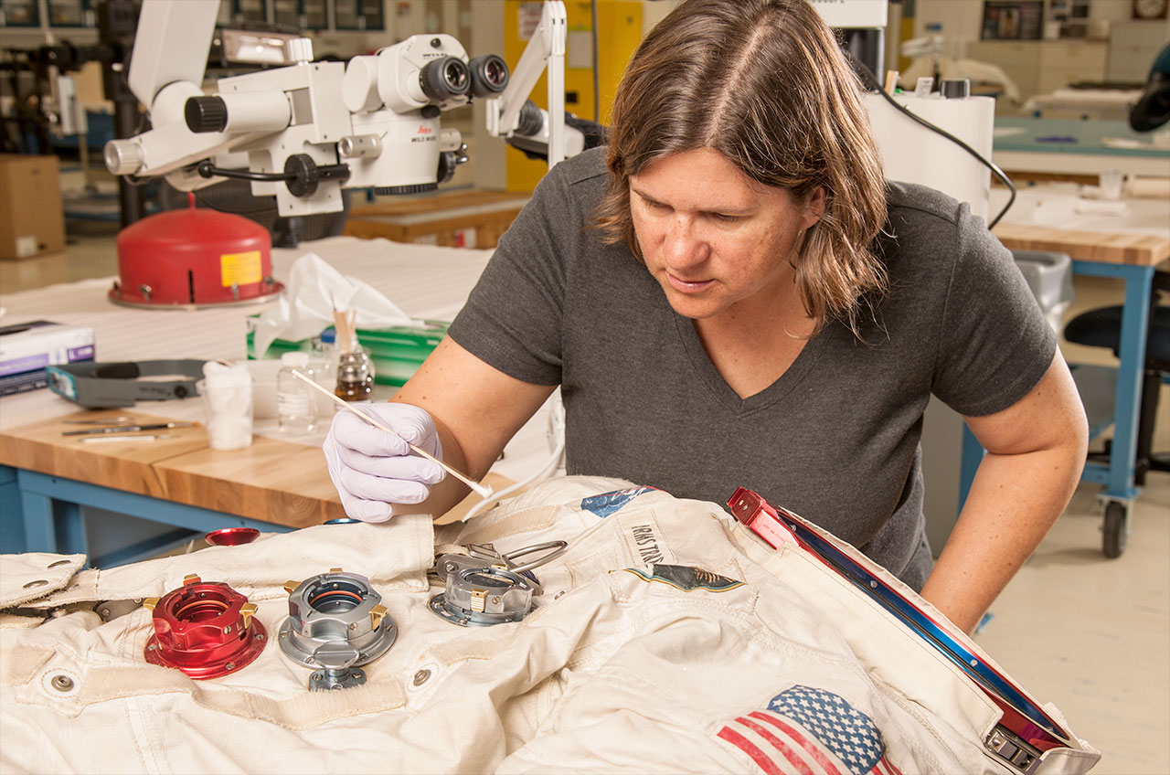 Neil Armstrong&#039;s Apollo 11 Spacesuit Conservation