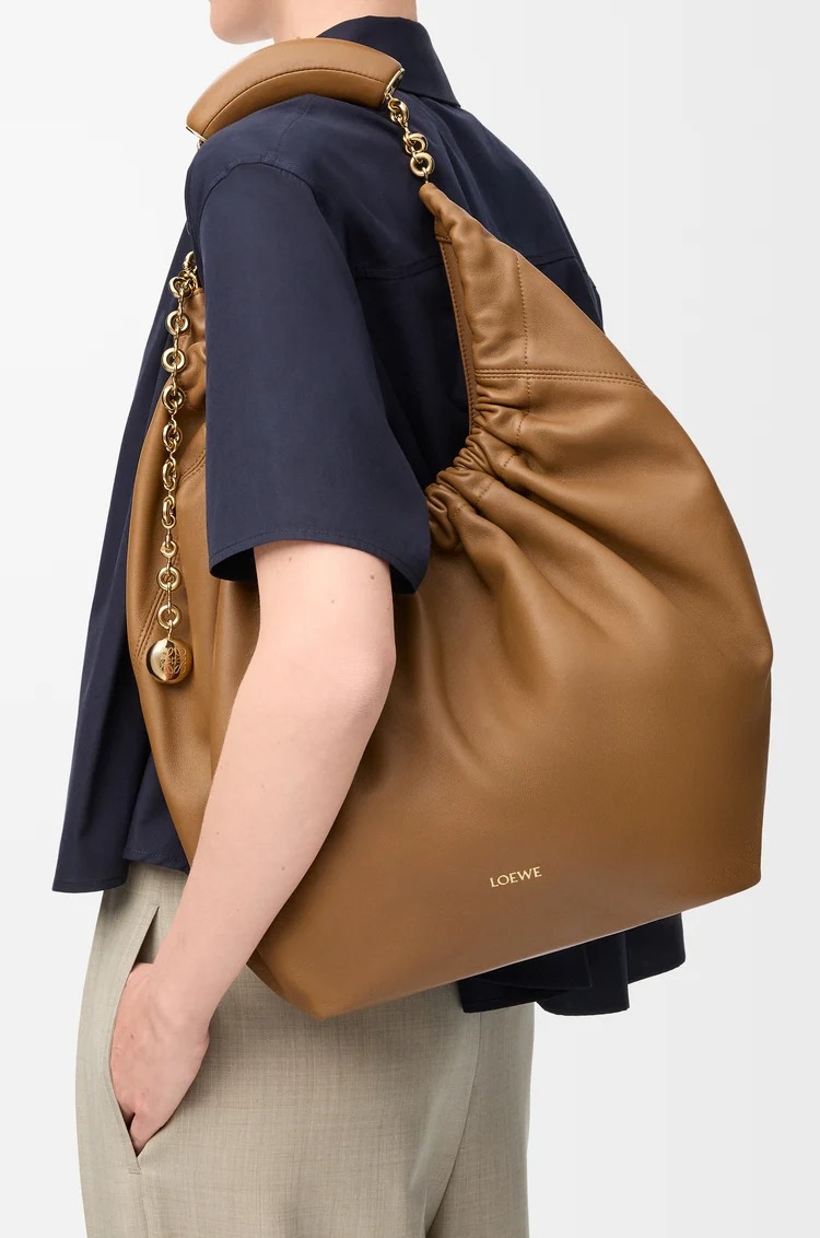 Loewe, Medium Squeeze Bag in Mellow Nappa Lambskin