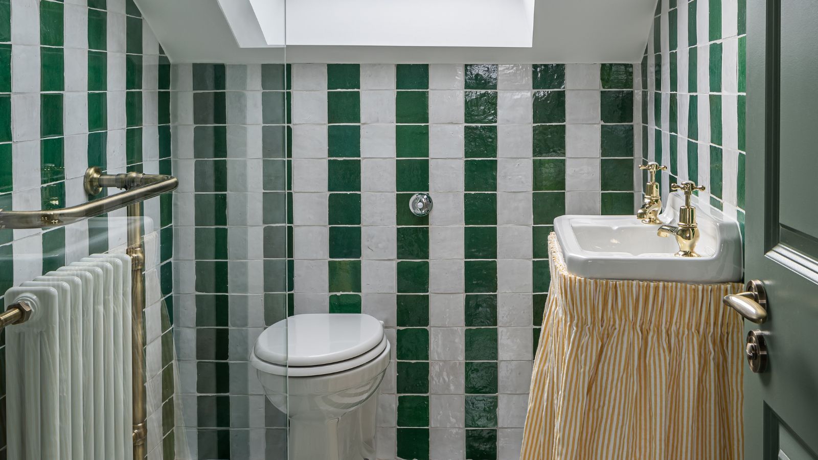 The tile pattern tricks that make any room look bigger