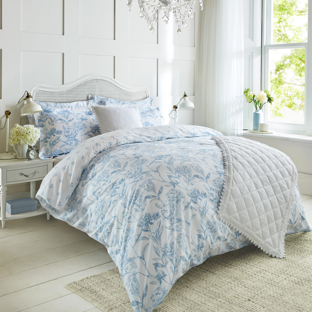 Newly announced Holly Willoughby bedding is a dream come true for fans ...