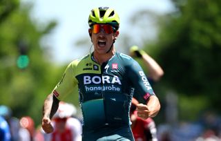 TANUNDA, AUSTRALIA - JANUARY 16: Sam Welsford of Australia and Team BORA - Hansgrohe celebrates at finish line as stage winner during the 24th Santos Tour Down Under 2024, Stage 1 a 144km stage from Tanunda to Tanunda / #UCIWT / on January 16, 2024 in Tanunda, Australia. (Photo by Tim de Waele/Getty Images)