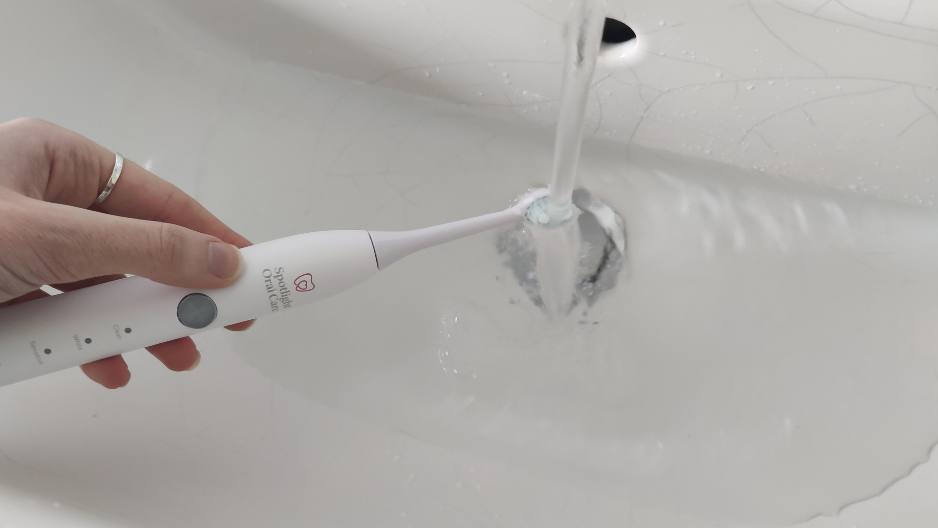 spotlight oral care sonic toothbrush