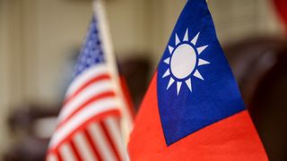 Taiwan and US flags