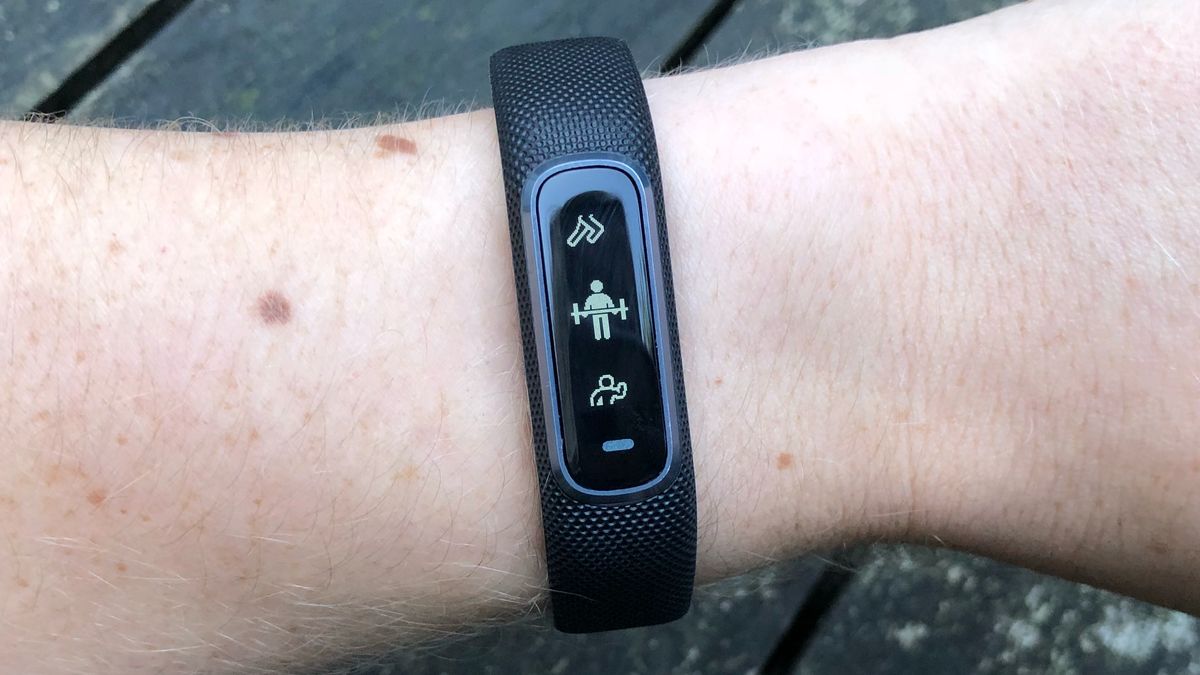 Fitness and tracking Garmin Vivosmart 4 review Page 2 TechRadar