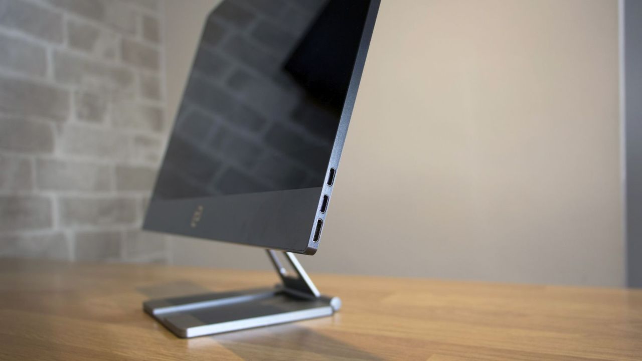 A closeup of the Espresso Display 15 ports