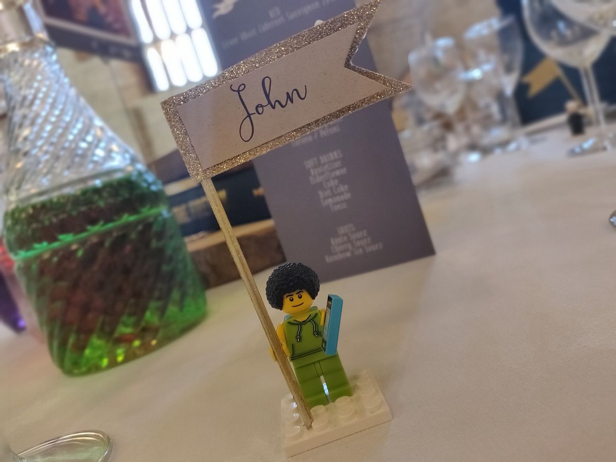 The OnePlus 6 features an improved Bokeh mode, which works well even in more dimly lit wedding venues