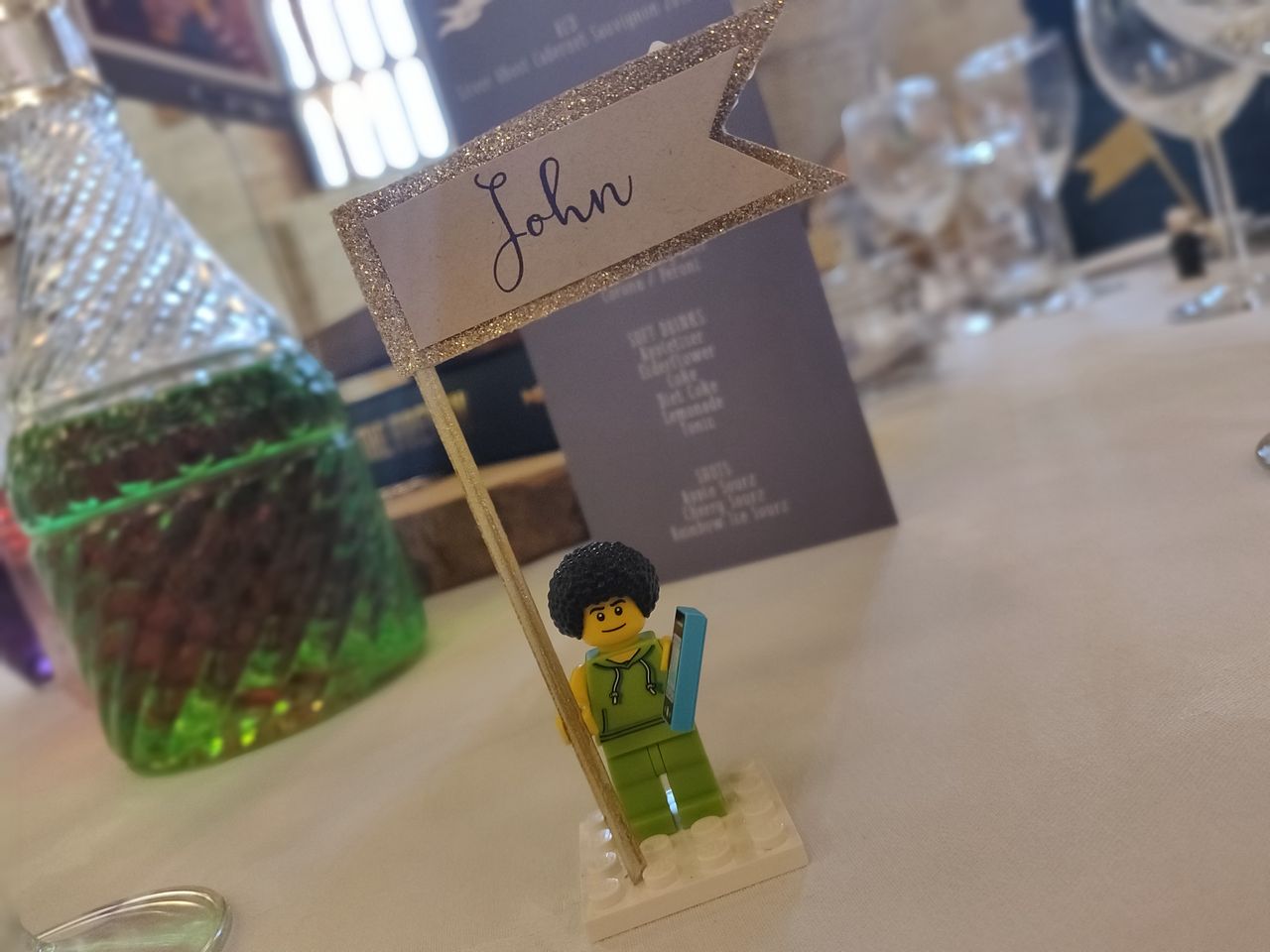 The OnePlus 6 features an improved Bokeh mode, which works well even in more dimly lit wedding venues