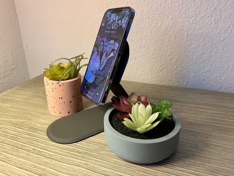 Mophie Magnetic Portable Stand Hero