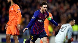 Lionel Messi Lyon goal