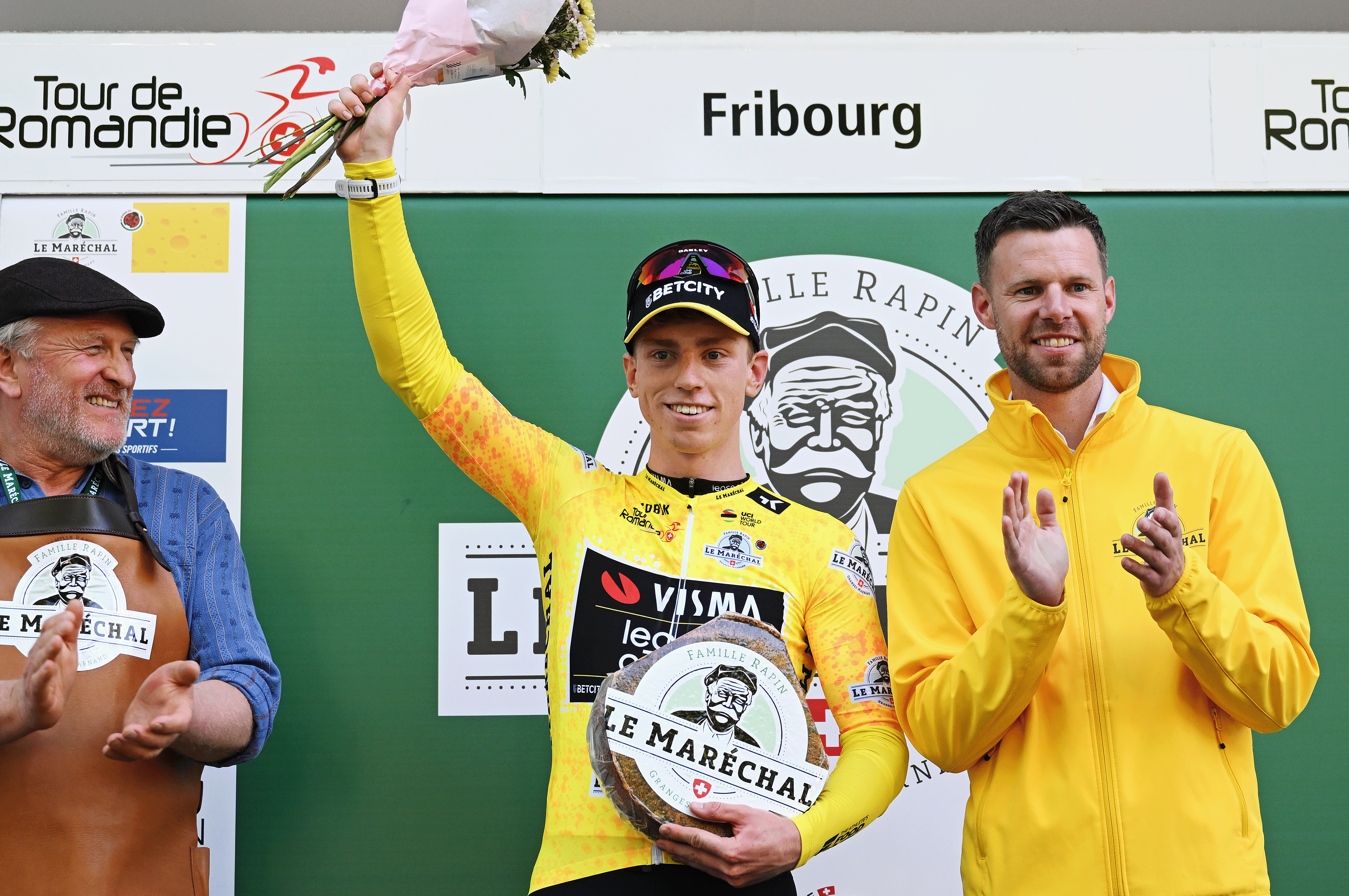 Matthew Brennan's stage win saw him take over the overall lead and go into the yellow jersey