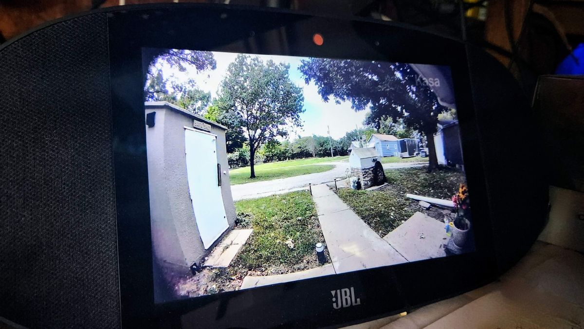Kasa Smart Video Doorbell on JBL Smart Display