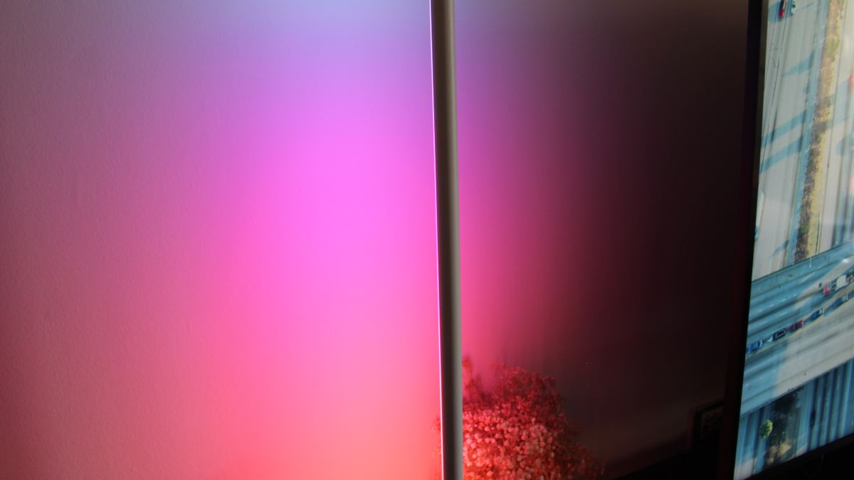 Signe Gradient Philips Hue Signe Gradient Floor Lamp review: Four feet tall and ...