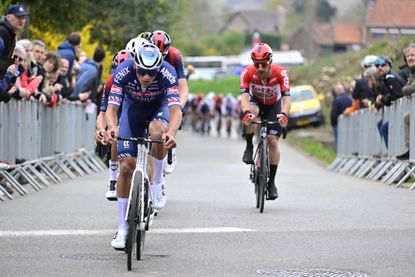 Mathieu van der Poel, Dwars door Vlaanderen 2022