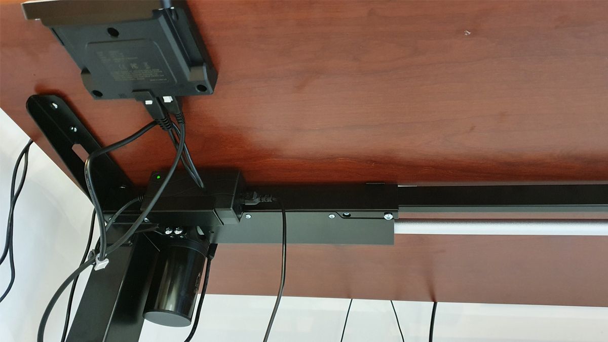Flexispot EN1 standing desk review Top Ten Reviews