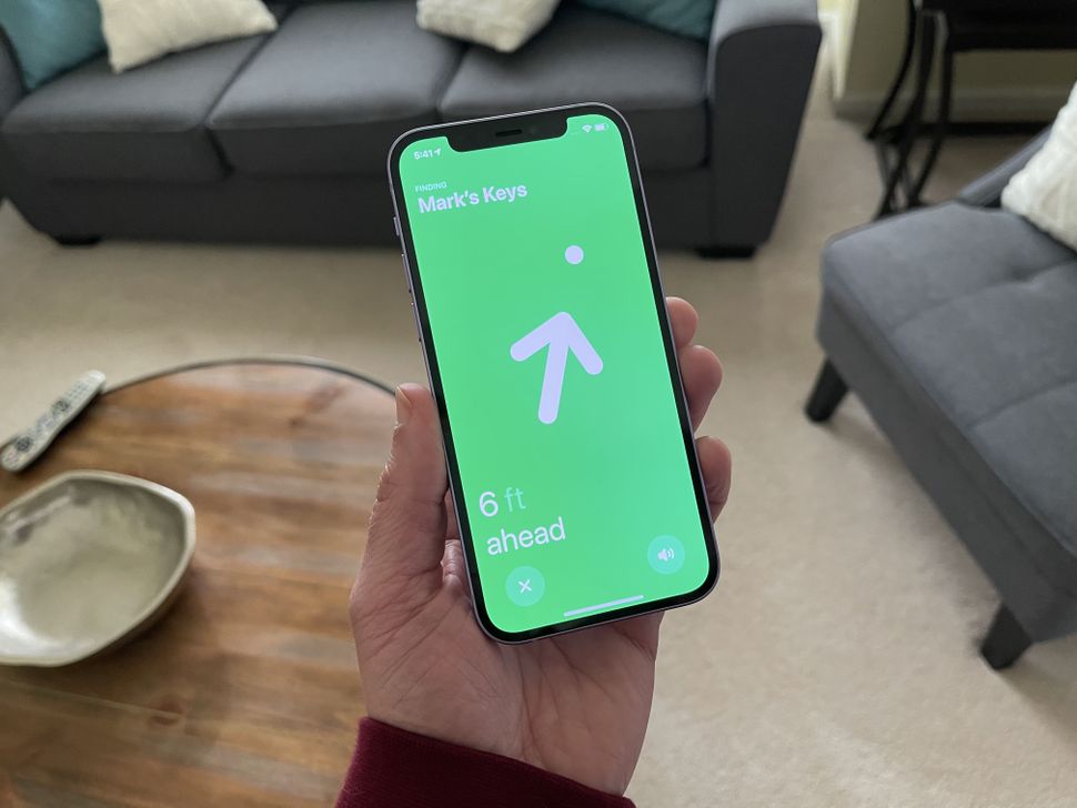 Apple AirTag Review: The Best Key Finder For The IPhone | Tom's Guide