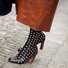 studded shoe trend