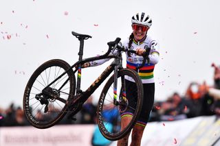 COL DU VAM DRENTHE NETHERLANDS NOVEMBER 06 Lucinda Brand of Netherlands celebrates at finish line as race winner during the 19th UEC European Cyclocross Championships 2021 Womens Elite EuroCross21 UECcycling on November 06 2021 in Col du Vam Drenthe Netherlands Photo by Luc ClaessenGetty Images