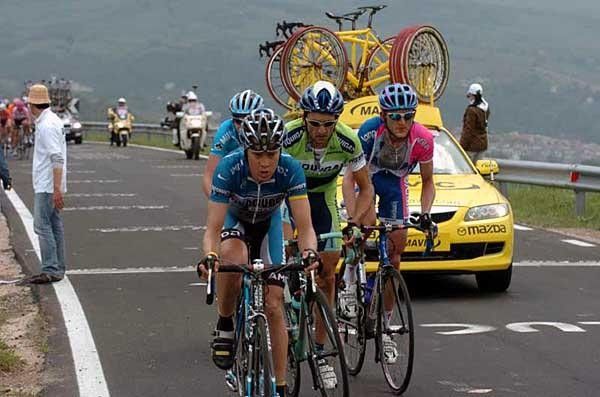 Tom Danielson (Discovery Channel) worked hard during stage 8