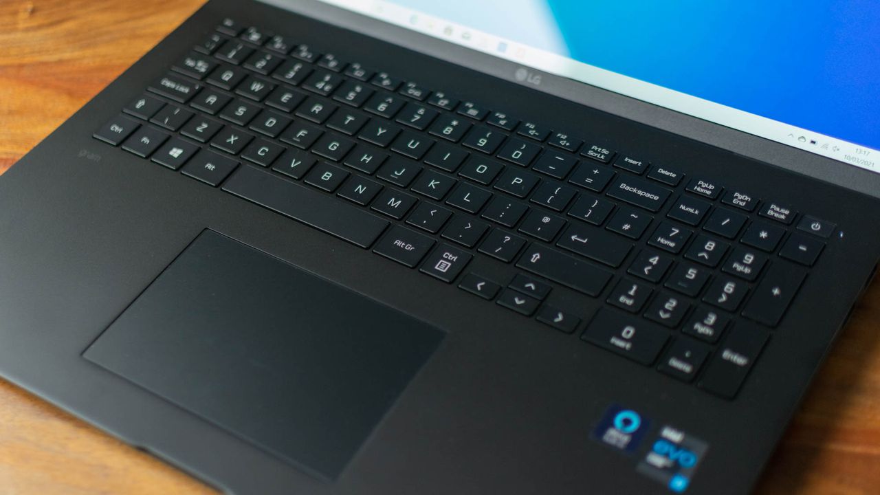 LG Gram 17 keyboard