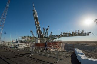 Expedition 37 Soyuz Rollout