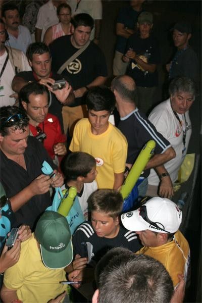 Somewhere in this throng is the Vuelta race leader
