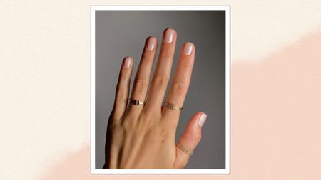 Neutral nail polish with a chrome finish