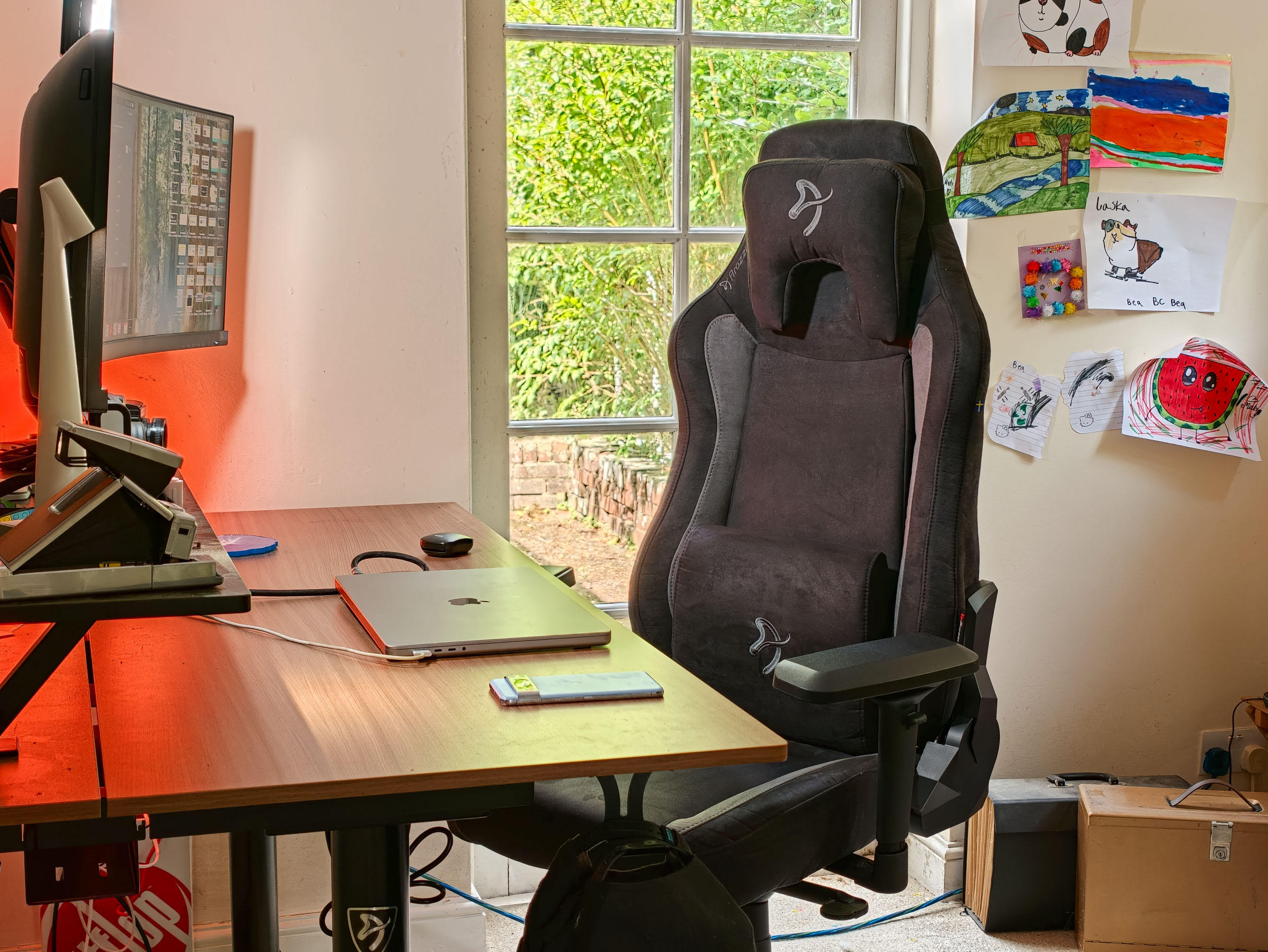 Arozzi Vernazza Supersoft gaming office chair in a home office room