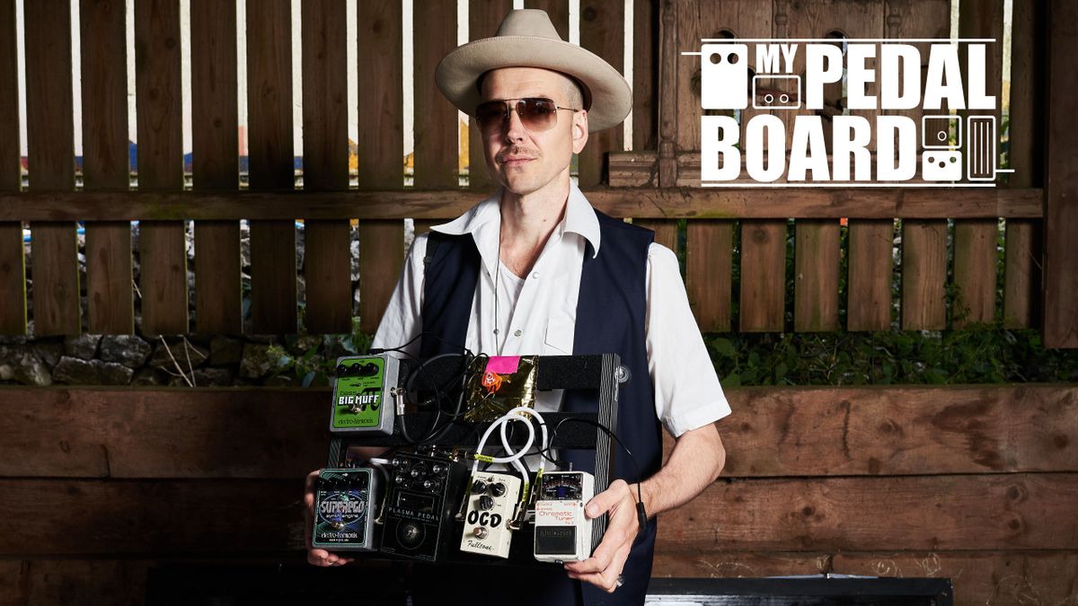 Årabrot&#039;s Kjetil Nernes with his pedalboard 