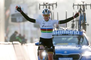 Illness could sideline Anna van der Breggen from Amstel Gold Race